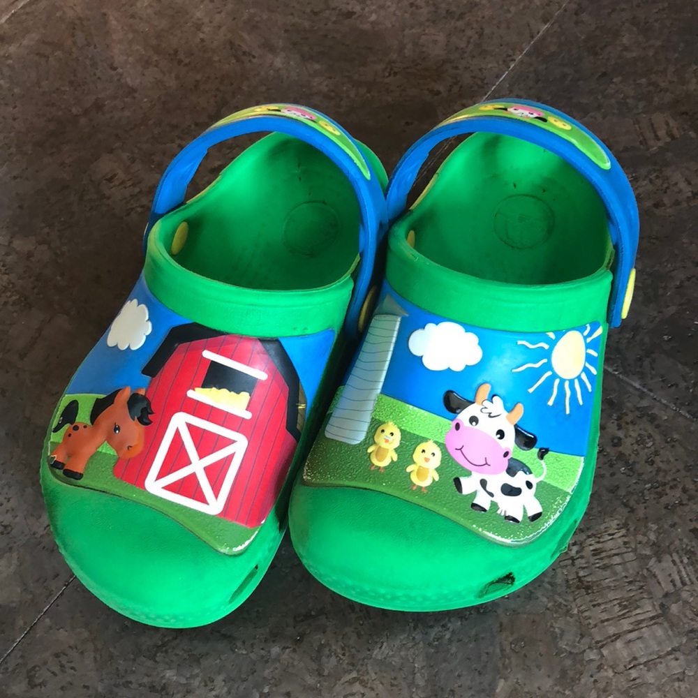 crocs size 8/9